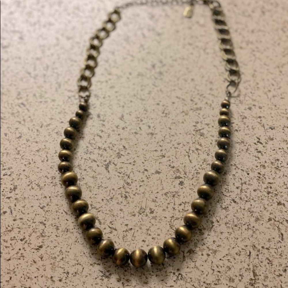 Bronze color pearl necklace